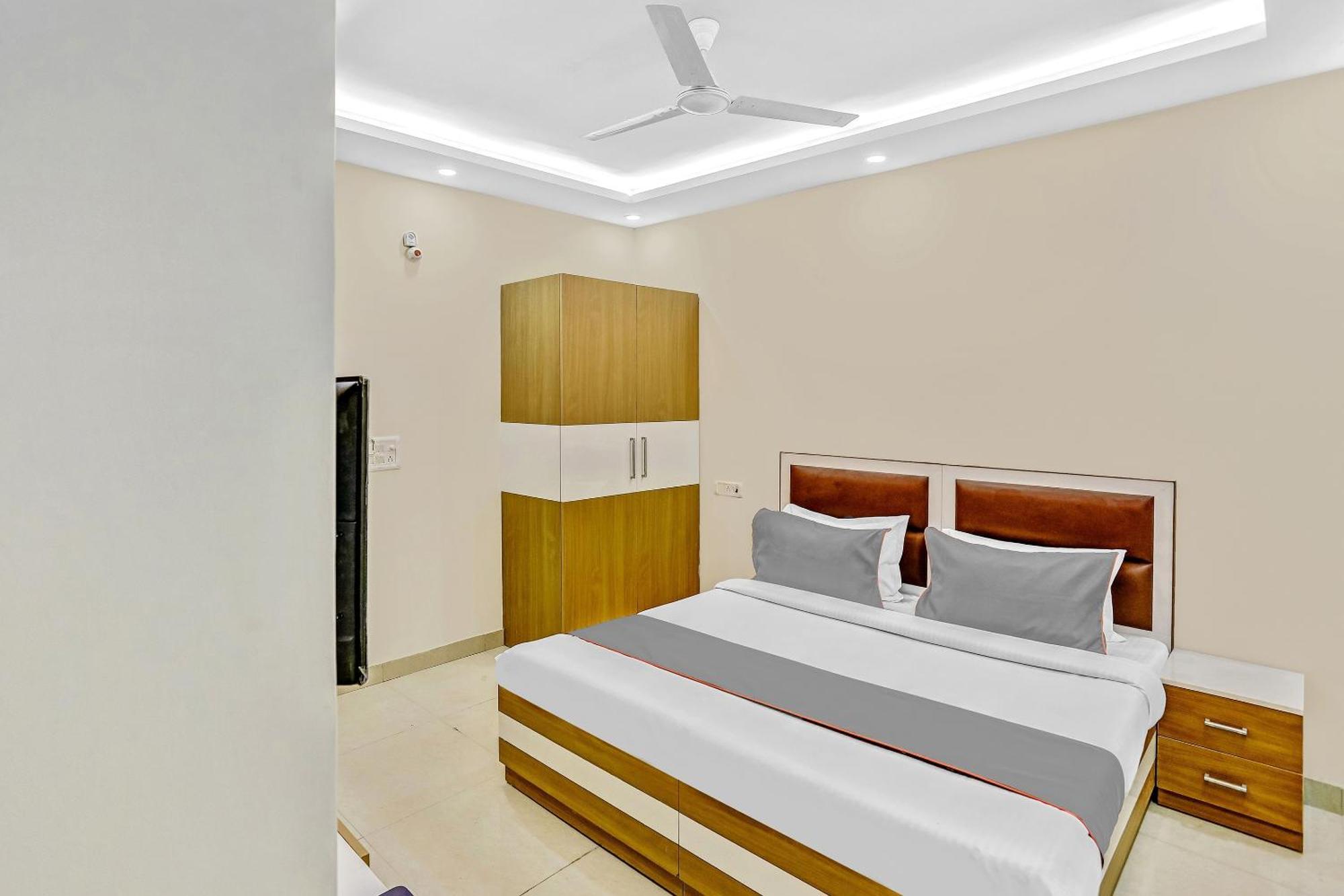 Hotel O Delhi Delight 3*